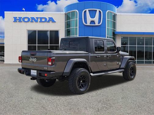 2021 Jeep Gladiator Overland