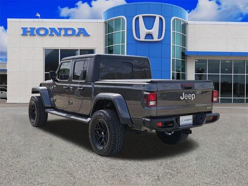 2021 Jeep Gladiator Overland