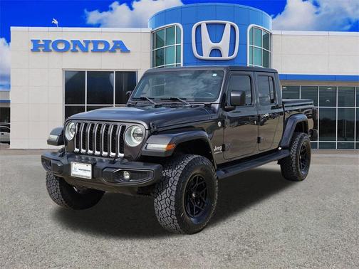 2021 Jeep Gladiator Overland