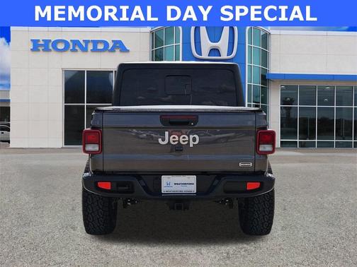 2021 Jeep Gladiator Overland
