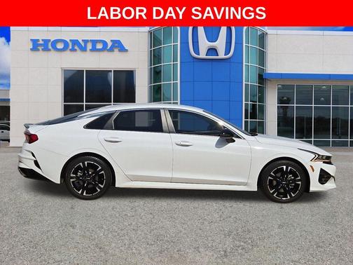 Glacial White Pearl 2023 Kia K5 GT-Line