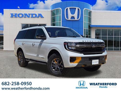 Silver Metallic 2025 Ford Expedition Tremor