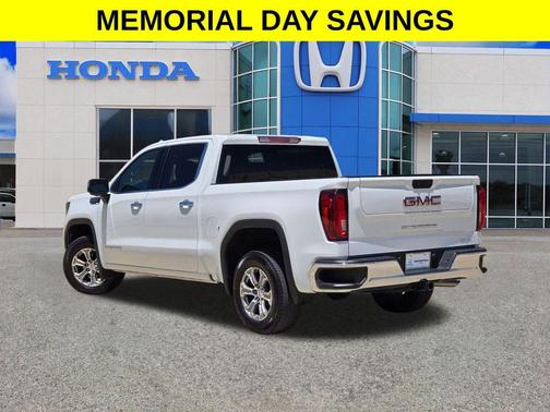 Summit White 2025 GMC Sierra 1500 SLT