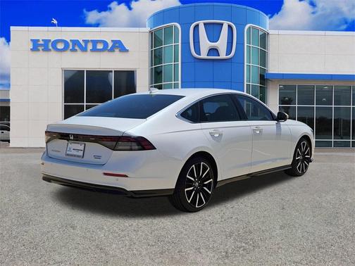 2024 Honda Accord Hybrid Touring