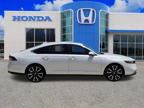 2024 Honda Accord Hybrid Touring
