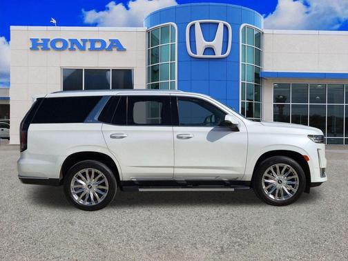 Crystal White Tri-Coat 2023 Cadillac Escalade Premium Luxury