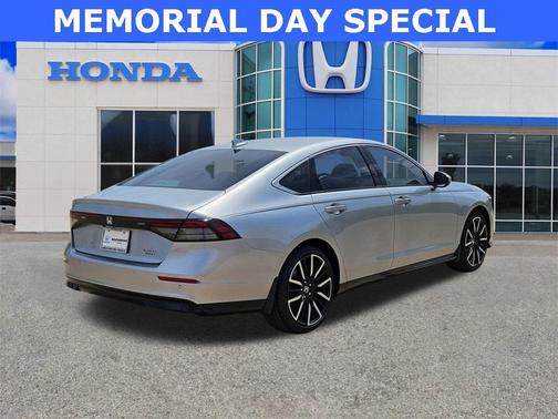 2025 Honda Accord Hybrid Touring