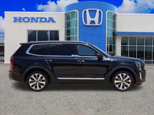 Ebony Black 2020 Kia Telluride S