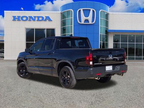 Crystal Black Pearl 2023 Honda Ridgeline Black Edition