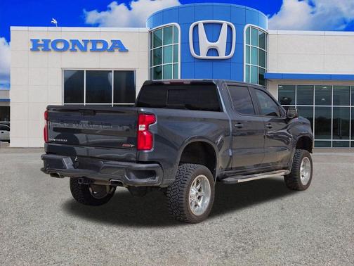 Shadow Gray Metallic 2021 Chevrolet Silverado 1500 RST