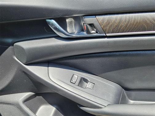2019 Honda Accord Touring 2.0T