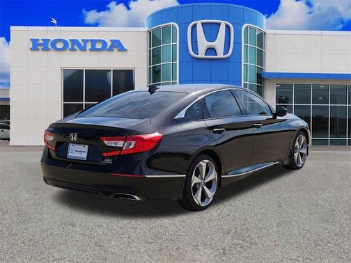 2019 Honda Accord Touring 2.0T