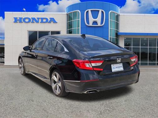 2019 Honda Accord Touring 2.0T