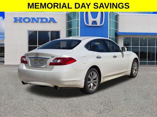 Moonlight White 2013 INFINITI M37 Base