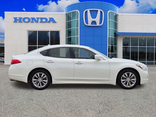 Moonlight White 2013 INFINITI M37 Base