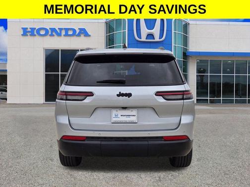 Silver Zynith 2025 Jeep Grand Cherokee L Laredo