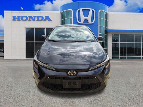 Classic Silver Metallic 2021 Toyota Corolla L