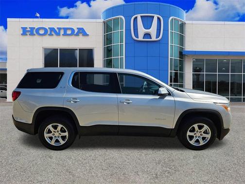 2018 GMC Acadia SLE-1