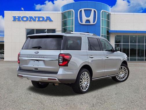 Silver Metallic 2024 Ford Expedition Limited