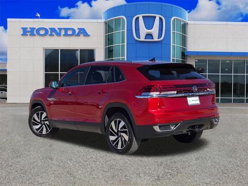 2024 Volkswagen Atlas Cross Sport 2.0T SE w/Technology