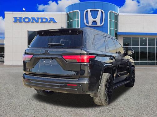 2024 Toyota Sequoia Platinum