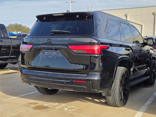 2024 Toyota Sequoia Platinum