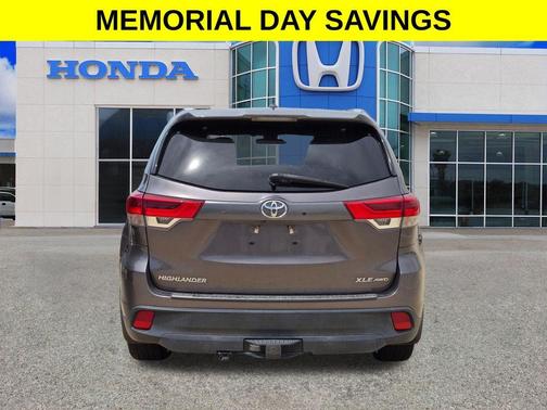 Predawn Gray Mica 2019 Toyota Highlander XLE