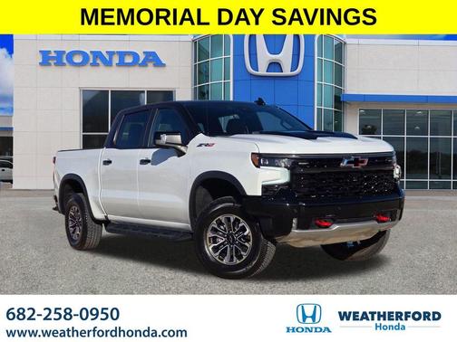 Summit White 2025 Chevrolet Silverado 1500 ZR2