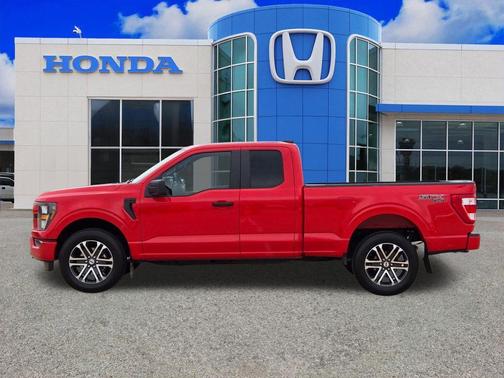 Race Red 2023 Ford F-150 XL