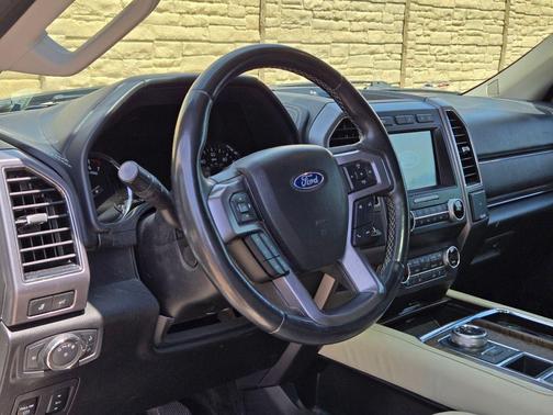 Star White 2021 Ford Expedition Platinum