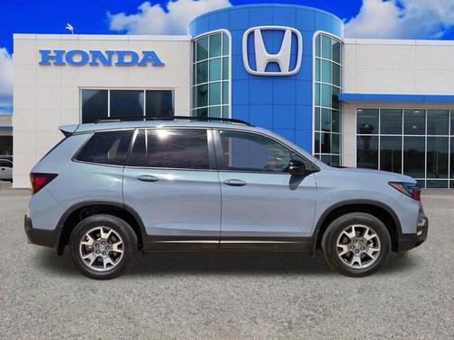Sonic Gray Pearl 2022 Honda Passport TrailSport