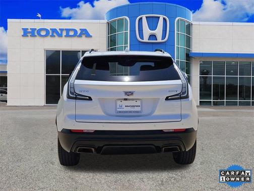 2023 Cadillac XT4 Sport