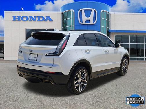 2023 Cadillac XT4 Sport