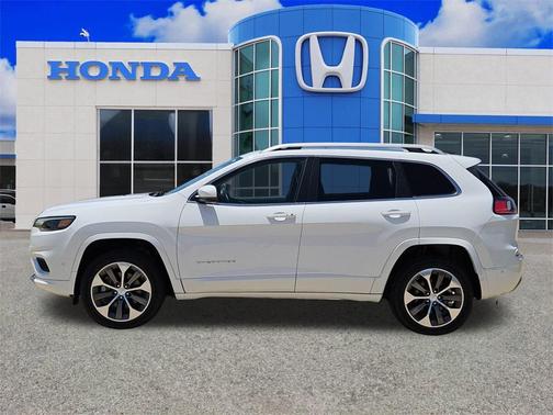 2019 Jeep Cherokee Overland