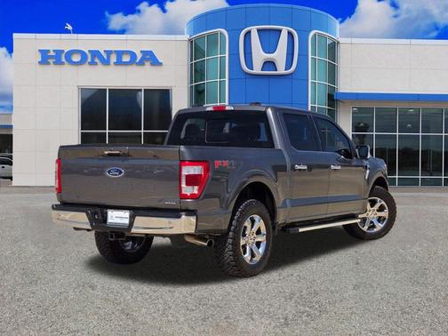 Carbonized Gray Metallic 2023 Ford F-150 Lariat