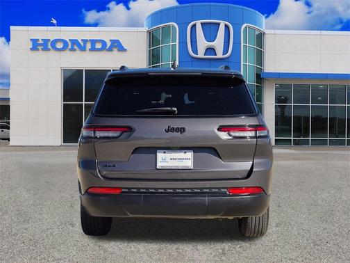 2024 Jeep Grand Cherokee L Laredo