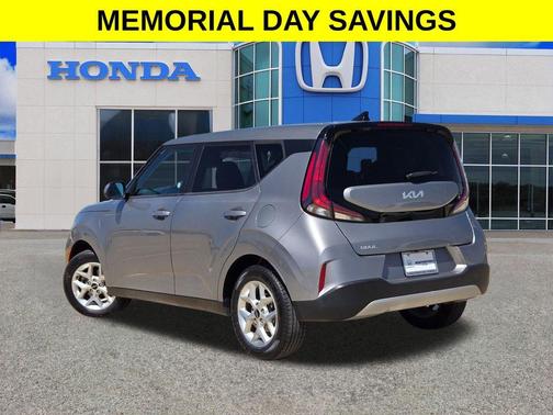 Steel Gray 2023 Kia Soul LX
