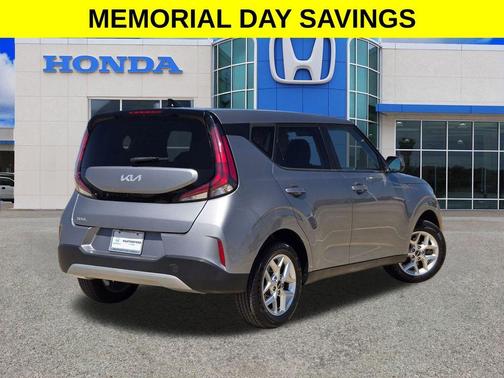 Steel Gray 2023 Kia Soul LX