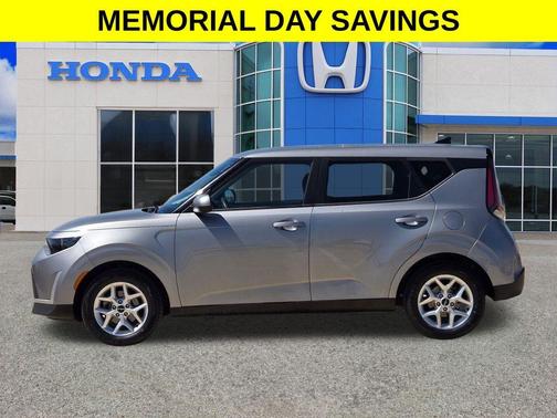Steel Gray 2023 Kia Soul LX