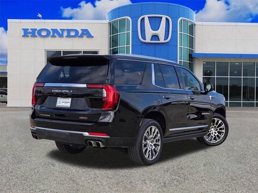 2025 GMC Yukon Denali