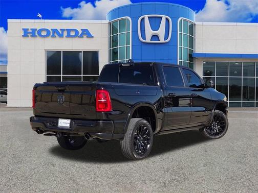 2025 RAM 1500 Limited