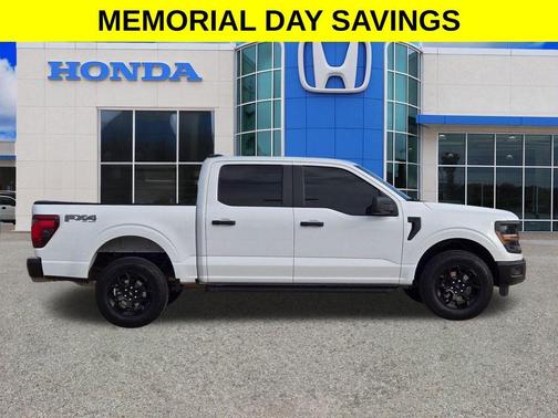 Oxford White 2024 Ford F-150 STX