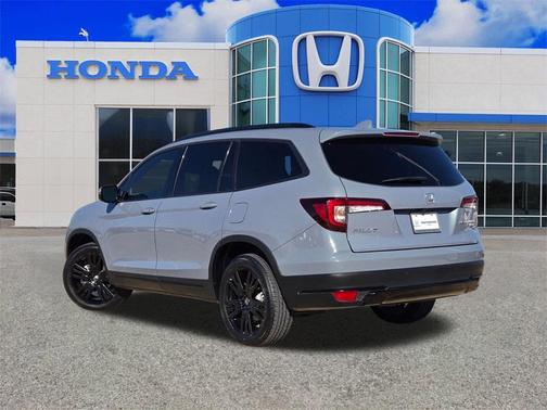 2022 Honda Pilot Black Edition