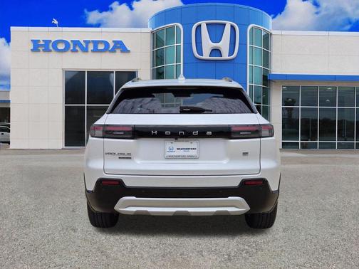 Pearl 2024 Honda Prologue Touring