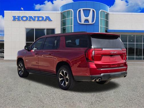 2025 GMC Yukon XL AT4