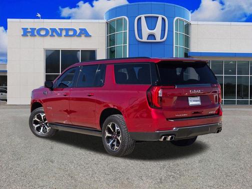 2025 GMC Yukon XL AT4