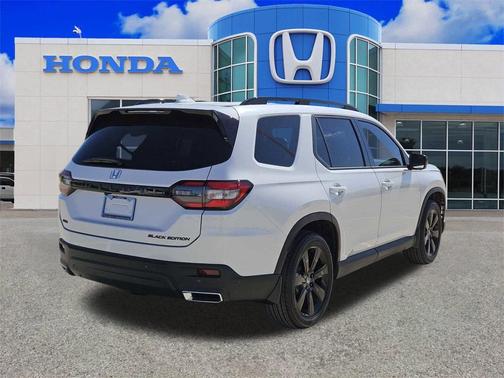 2025 Honda Pilot Black Edition