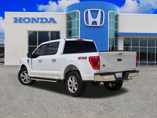 Oxford White 2022 Ford F-150 XLT
