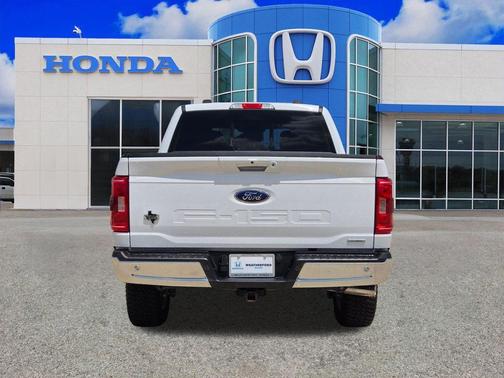 Oxford White 2022 Ford F-150 XLT