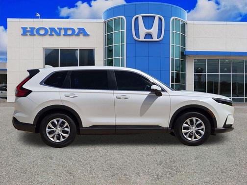 Platinum White Pearl 2026 Honda CR-V LX